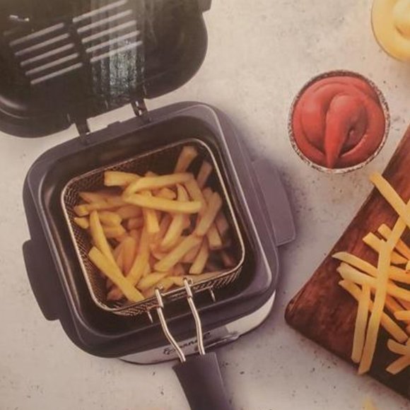 Deep Fryer Electric 1.6 QT with Stainless Steel Non Stick Basket - Picture 4 of 8